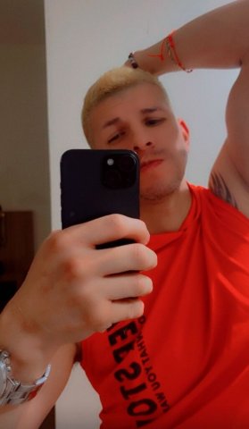 Masculine bi guy offers discreet masculine massage in El Paso - 1