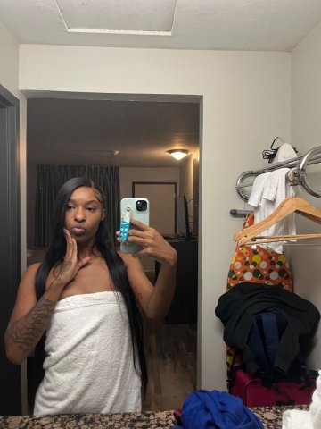 Petite wet creamer — Incall specials with carplay & 24/7 - 1