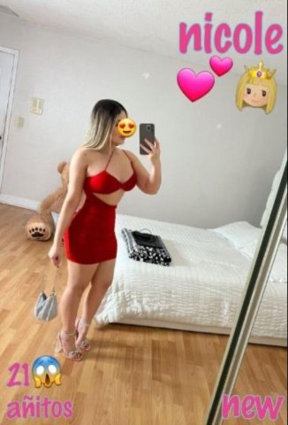 Chiquita caliente (21) en Long Island — Bbj y masajes Nuru - 1