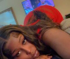 Milwaukee escorts - Milwaukee In-Call & Cardate Female Escort — Regular QV, Anal & Verification Duo