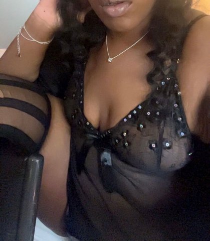 Memphis Birthday Outcall Special — Thick, Soft & Wet - 1