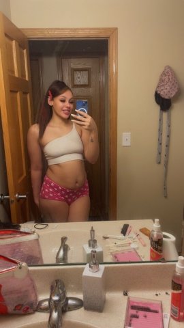 Carmen’s Duluth Female Escort — boyfriend treatment, oral massages & role play - 1