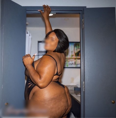 Weekend outcalls — DC BBW escort (no incall/NOT hosting) - 1