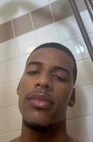 Junior — Blatino Papi for Erotic Massage & Kissing (FaceTime) - 1