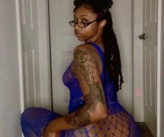 Richmond escorts - In-Call Financial Dominatrix Sessions in Richmond (Deposit + Verification)