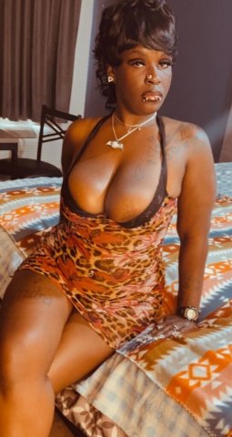 Chocolate Female Escort — Incalls, Outcalls & Facetime - 1