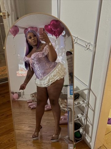 Sacramento Female Escort — Outcalls & Deep Throat Queen (24) - 1