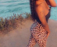 Raquel “Minx” — Petite petite escort in Oakland/East Bay (Hayward) for in-call video-chat - Image 5