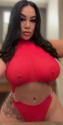 Orange County CA Female Escort — GF Treats - 1