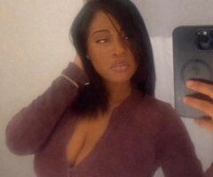 Indianapolis Indiana Petite Tight Kitty—Head Game Escort - Image 6