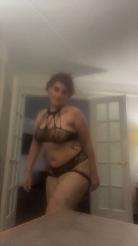 Raleigh-Durham Female Escort — BDSM & Fetish Friendly, Content Available - 1