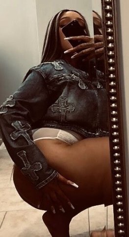 Knoxville Female Escort — Tight Grip Goddess (Caramel, soft-smooth skin) - 1