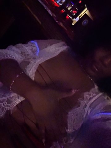 Curvy Chocolate Temptation — Anaheim/Santa Ana Late-Night Mobile Outcalls (20) - 1