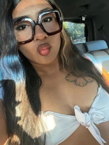 Slim-thick Cambodian escort in DT Portland — incalls, outcalls, cardates - 1
