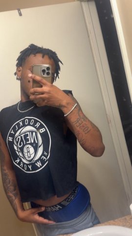 St. Louis Male Escort — Mobile, Host, “Big Dick” Service - 1