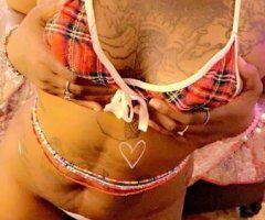 Cincinnati escorts - Miss Sheet Soaker (25) — In-call & out-call sessions