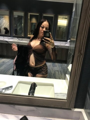 ViVica — Incalls & Outcalls in Reno (Natural, curvy vibe) - 1