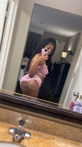 Nashville Female Escort — Head Only - 1