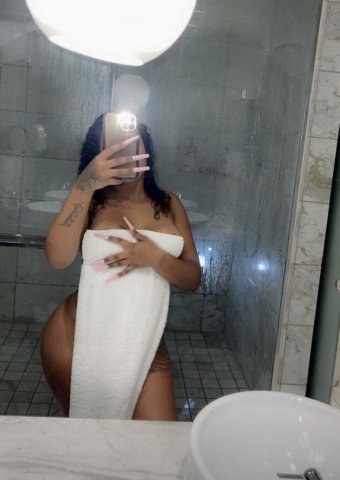 Petite Independent Female Escort — Incalls in Plattsburgh, NY - 1