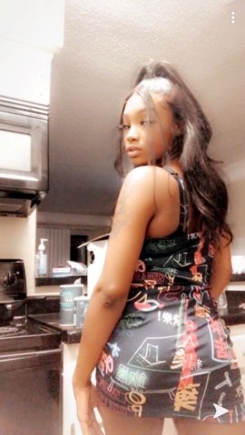 Little Rock Female Escort — Head/FaceTime & Sex with Condom Options - 1