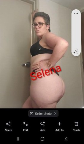 Boston Female Escort — In/Out Play - 1
