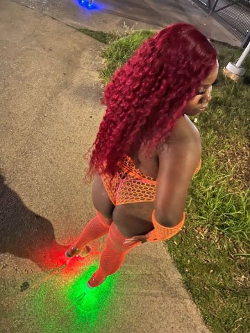 Fort Worth Ebony Babe (5'2) for Anal + Throat Champion Encounters - 1