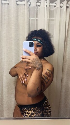 Milwaukee WI Bad Girl Fantasy Escort — Flexible, Thicc Brownskin - 1