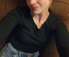 Blonde Escort in Buffalo for Car Dates, Incalls & Outcalls - Image 3