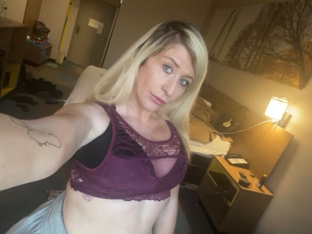 ALL GRiP NO GAGG — Real incalls in Granite City, IL - 1