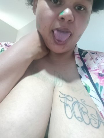 St. Louis BBW Escort — Light-Skin Two-Girl Session - 1