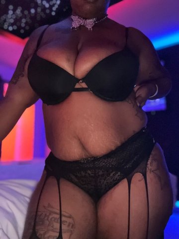 Tyler, TX Female Escort — V-Day Cum & Condom-Only Services (QV/HH) - 1