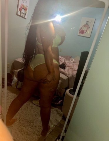 Brittany — Columbus OH Female Escort (Sensual Private Escapes) - 1