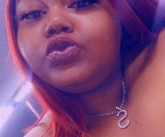 Louisville KY Female Escort — Content & Collabs, Soaking Kitty - Image 2