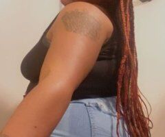 Louisville KY Female Escort — Content & Collabs, Soaking Kitty - Image 4