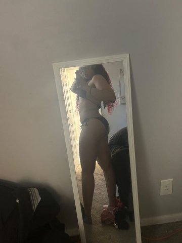 Nashville TN In-Calls Only Female Escort — Verification Required, No Raw - 1