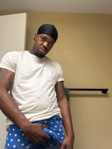 Tampa Male Escort — Outcalls & FaceTime Play - 1
