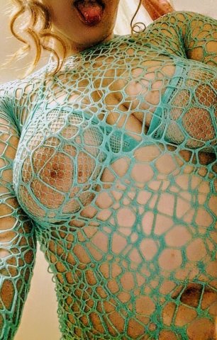 Augusta GA Married Woman Escort — deep throating-focused private time - 1
