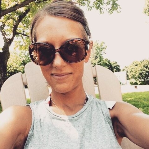 Buffalo Barbie (32) — Petite Female Escort with Discreet Incall - 1