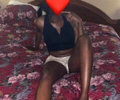 Little Rock escorts - Keke & Paris 2-girl special in Little Rock (no bare service)