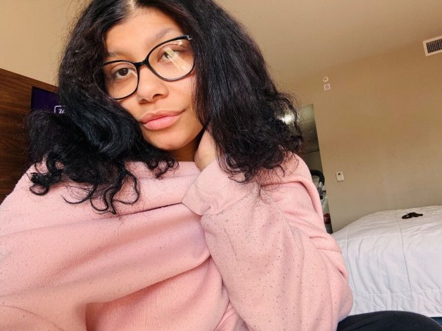 Rahway NJ Female Escort — Outcall only, condoms rules - 1