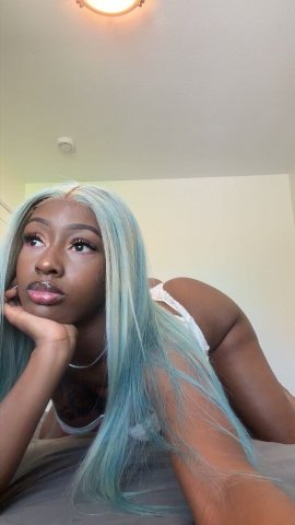 Minneapolis/St. Paul Female Escort — Grown Woman Distraction - 1