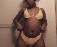 San Luis Obispo escorts - Ashley (San Luis Obispo) — Petite athletic escort for feet & domination