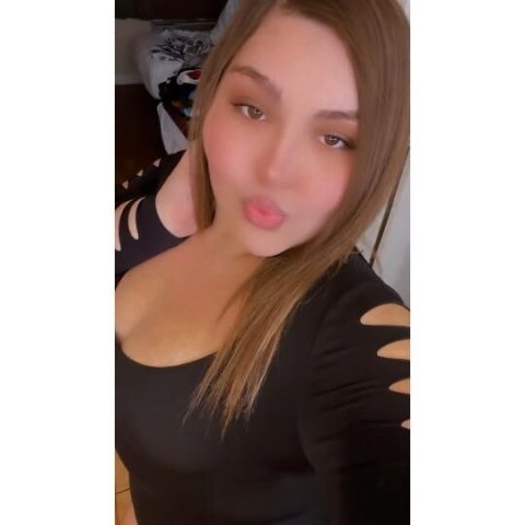 Vanessa — Adult Content Creator (OnlyFans + Tryst) in North Bay, CA - 1