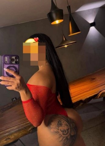Orlando Latina Escort — discreet oral sex, shaved & can host - 1