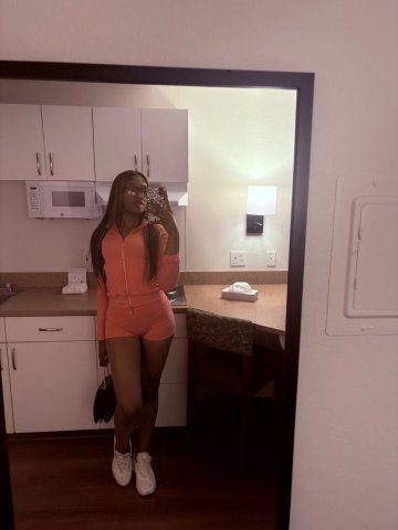 Naomii Afro-Pasifika Mixed Escort — Incall/Outcall Nuru, Feet, Private Dance - 1