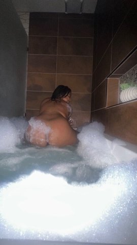 Isobella Throat Shop — GFE, Deep Throat + Shower Special (2hr) in Palm Springs - 1