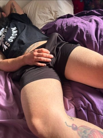 Reno Male Escort — Versatile oral & top/bottom sessions - 1