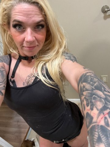 Pittsburgh Blonde Escort — Outcall CD & Content Packages (Text for info) - 1