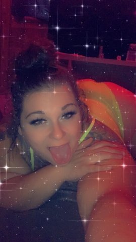 Dayton OH Female Escort — 9-3-7 699-8-5-1-6 - 1