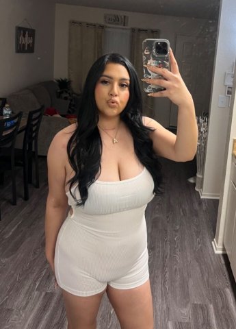 Latina escort in Fresno — time donations & outcall options - 1